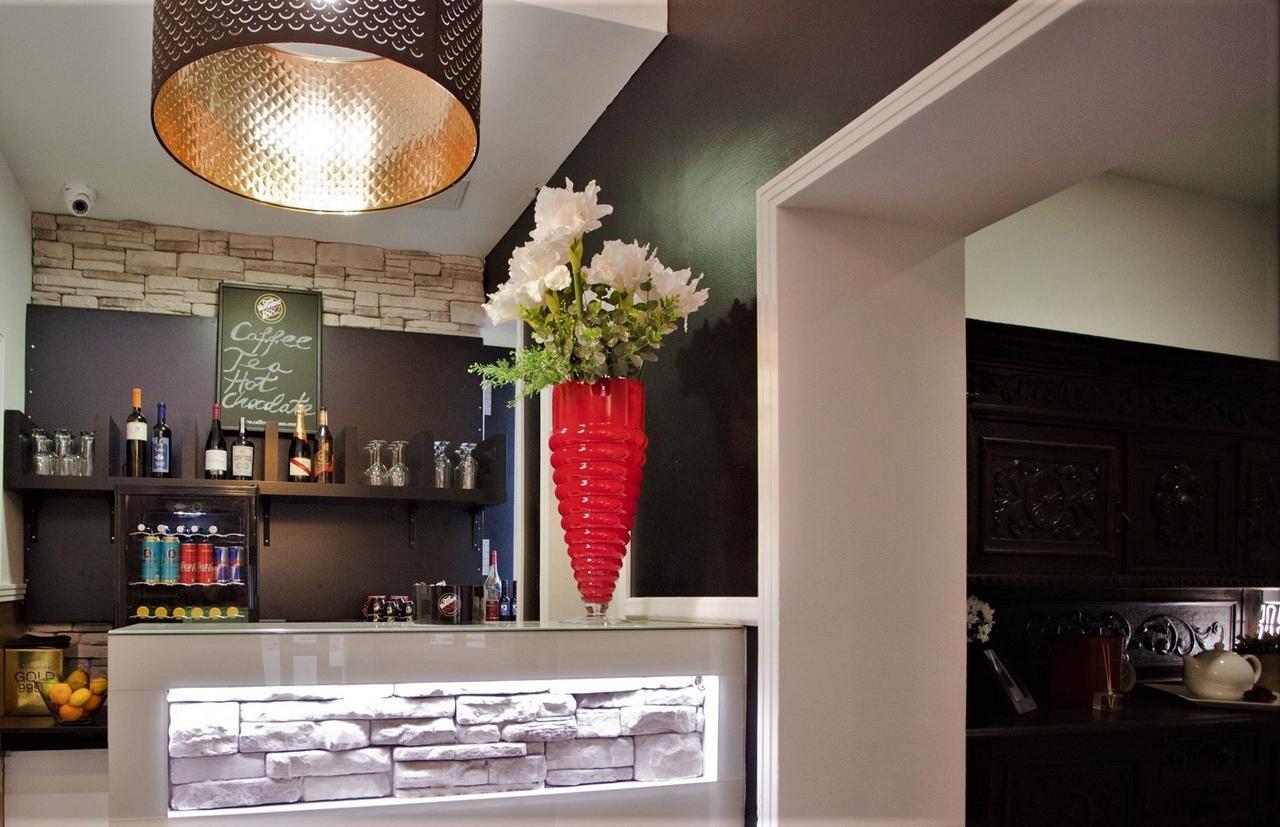 Hotellux